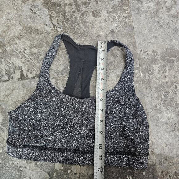 Lululemon Invigorate Bra
Luminesce Splatter White Black / Black Size 8 - Picture 4 of 5